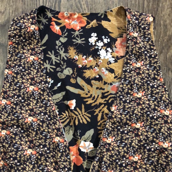 Vintage Handmade Reversible Floral Vest - Picture 12 of 16